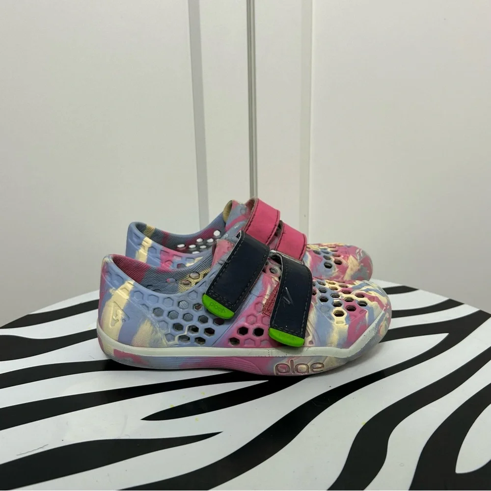 Plae marble perforated pink purple Colorful Kids Shoes with Velcro Straps 11c